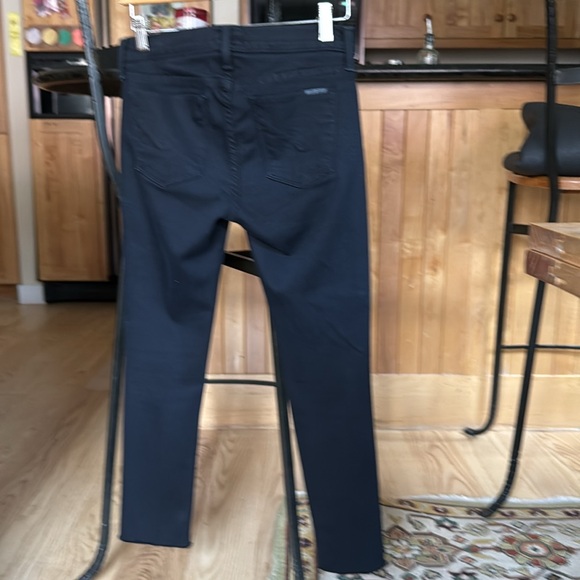 Hudson Black Low Rise Krista Ankle Skinny Stretch Jeans w/ Raw Hem. Size 26 - Picture 5 of 14